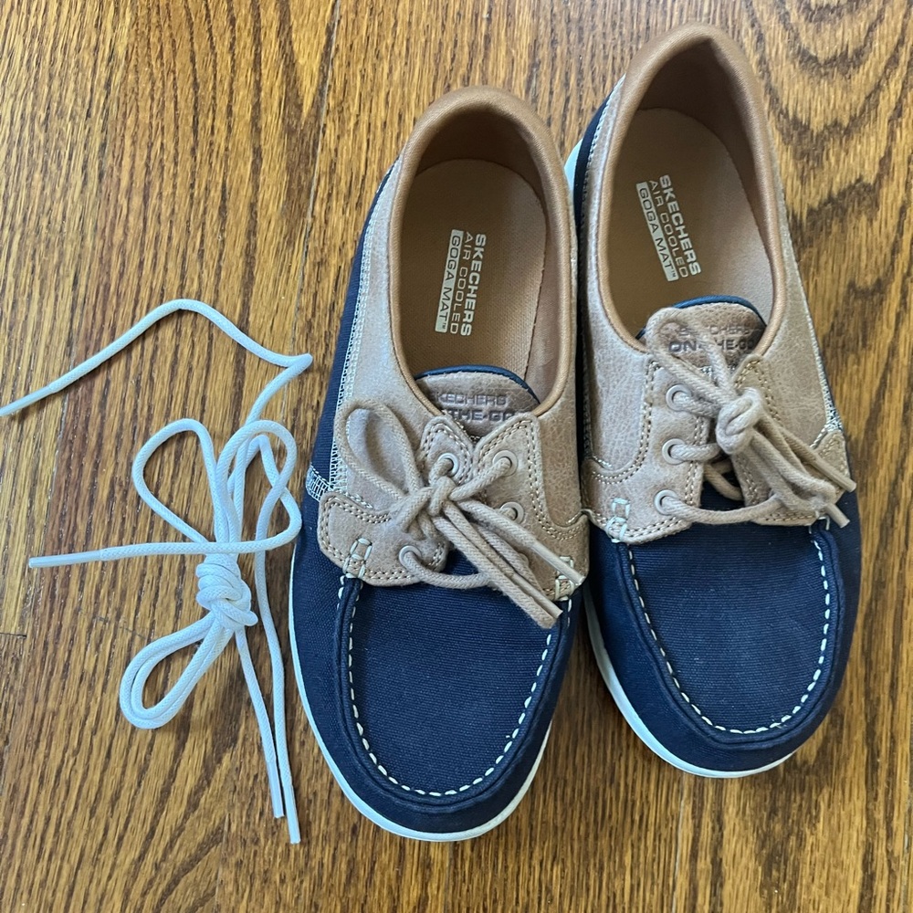 Women’s Sperry boat shoes size 6.5